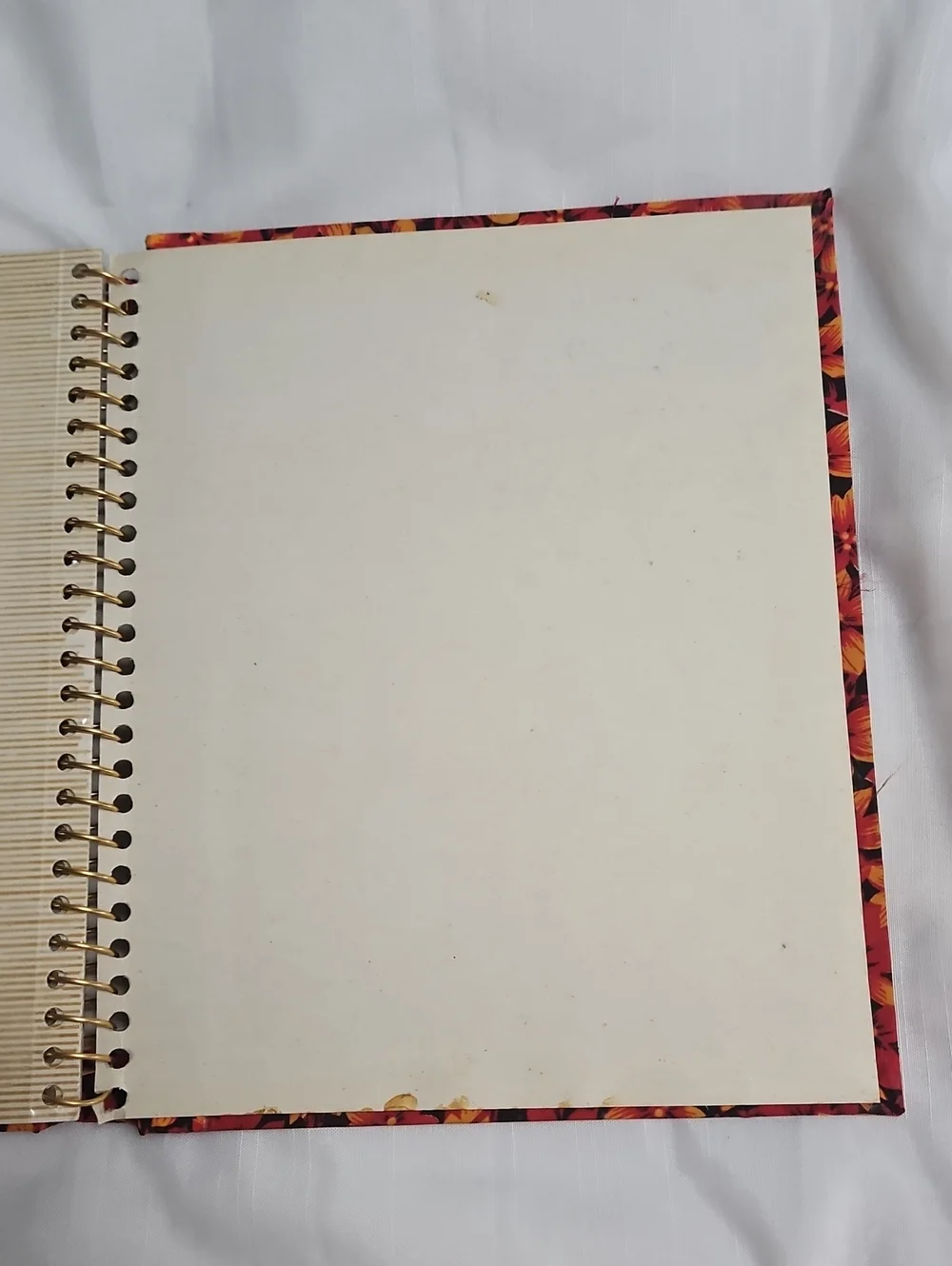 Vintage Red Floral Fabric Photo Album Scrap Book Spiral Bound Groovy